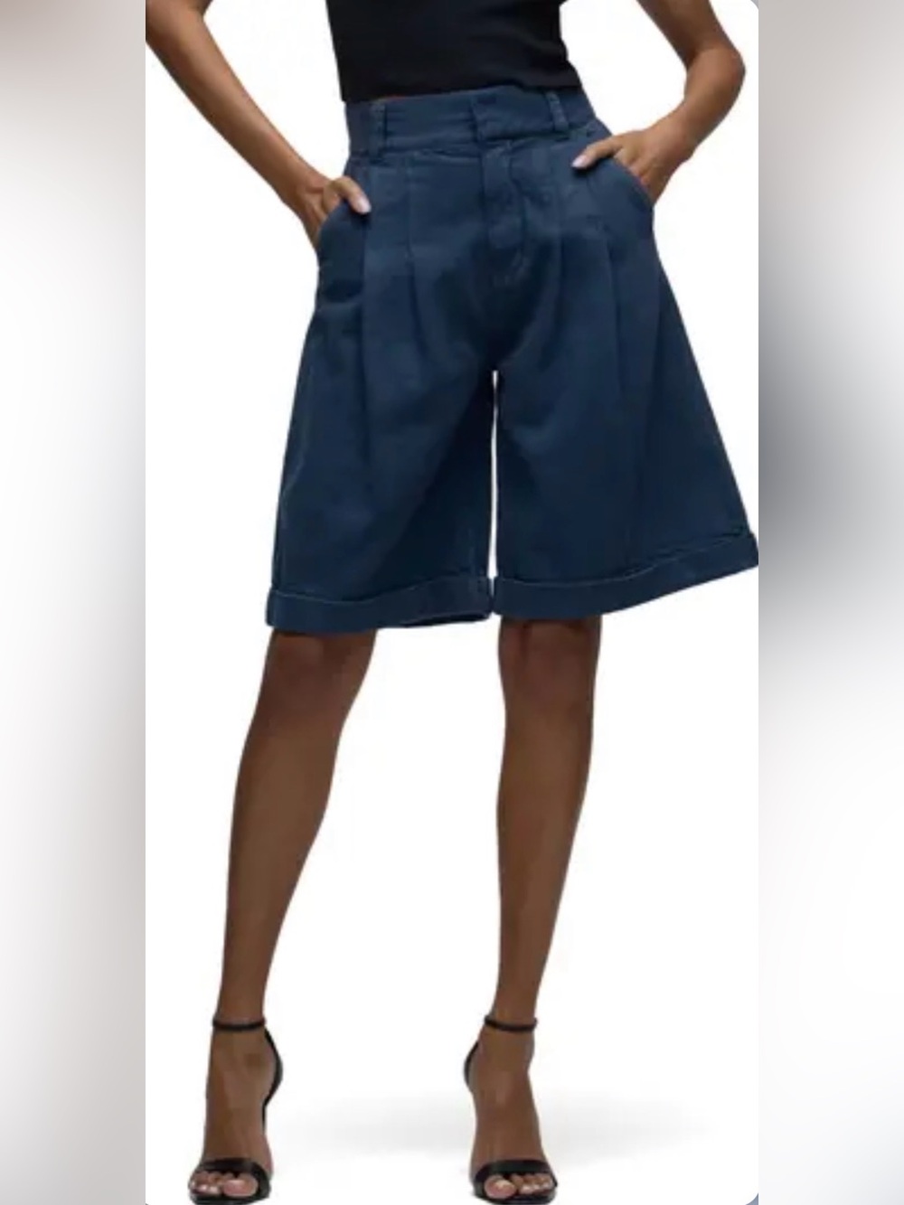 HUDSON x BROOKS NADER || Navy Pleated Bermuda Shorts. 24